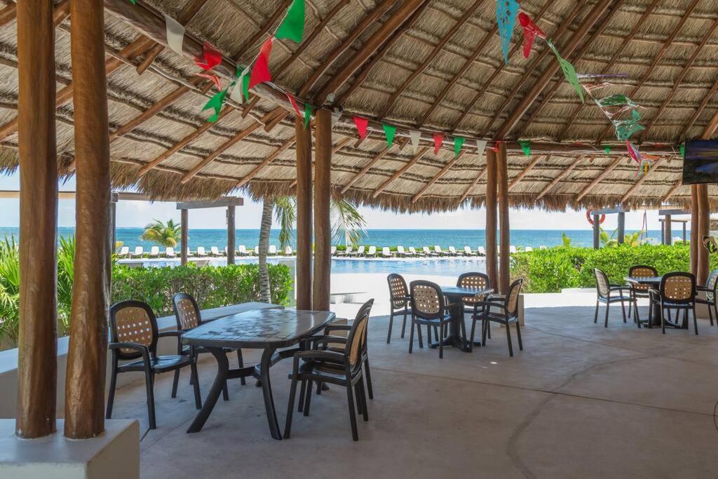Reef Beachfront 3Bdr Apartment By Casa Paraiso Cancún Extérieur photo