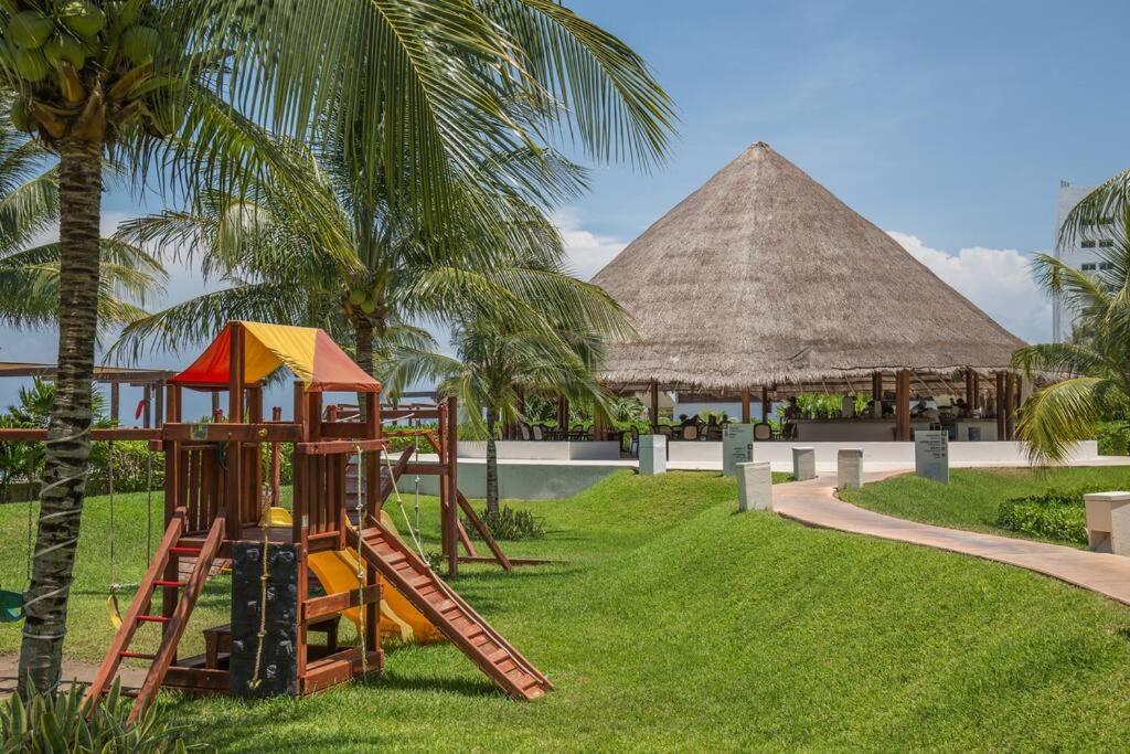 Reef Beachfront 3Bdr Apartment By Casa Paraiso Cancún Extérieur photo